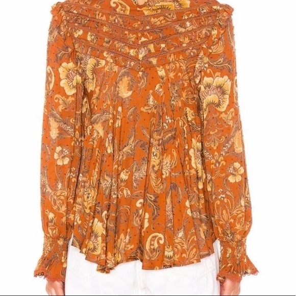 Aurora Spell top